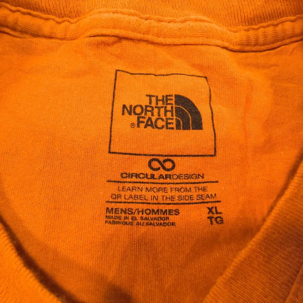 The North Face Casual Crew Neck Graphic T-Shirt Mens Size Extra Large XL Orange